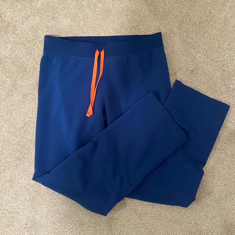 Figs Livingston scrub pants - size medium